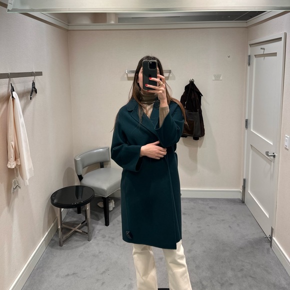 Meet your Posher, Em - Picture 1 of 1